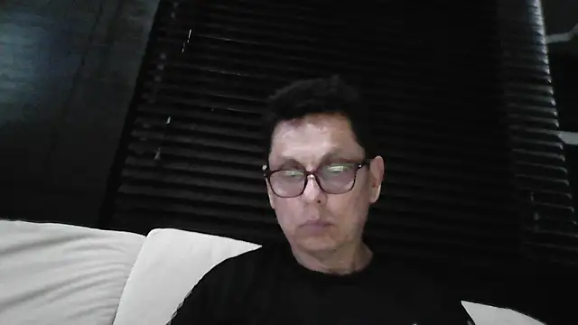 Snapshot of MarcusKelvin chatting on 7, 10, 2025 MarcusKelvin online show from 7, 10, 2025