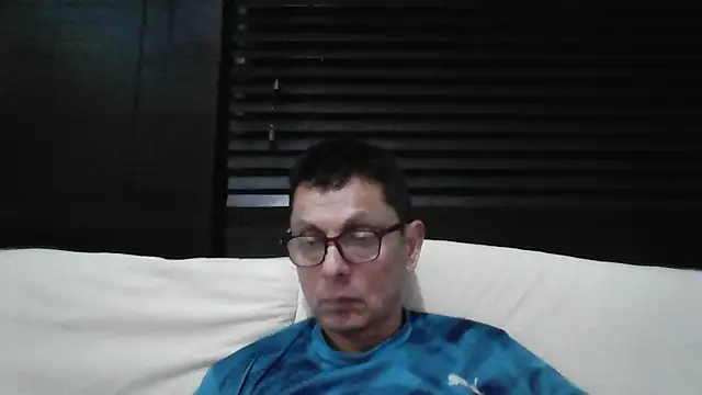 Snapshot of MarcusKelvin chatting on 10, 10, 2025 MarcusKelvin online show from 10, 10, 2025