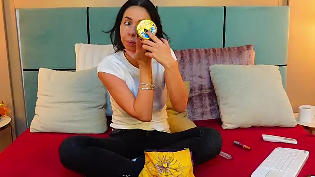 SarraRose online show from 19, 2, 2025