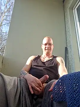 Snapshot of Maiki82 chatting on 21, 3, 2025 Maiki82 online show from 21, 3, 2025