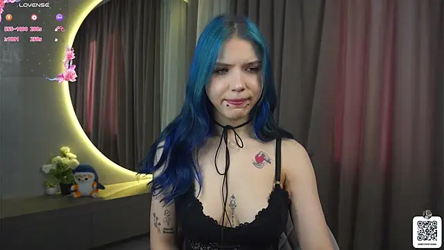 Snapshot of EvelyynLopez chatting on 7, 3, 2025 EvelyynLopez online show from 7, 3, 2025