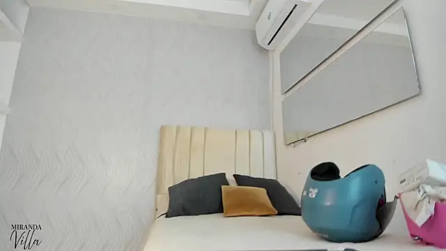 miranda villa online show from 31, 3, 2026