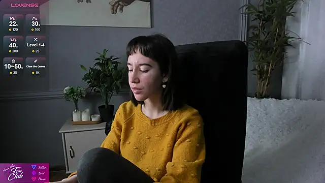 Snapshot of Belle_Via chatting on 12, 12, 2024 Belle Via online show from 12, 12, 2024