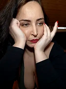 Selena Selly7 online show from 3, 2, 2026