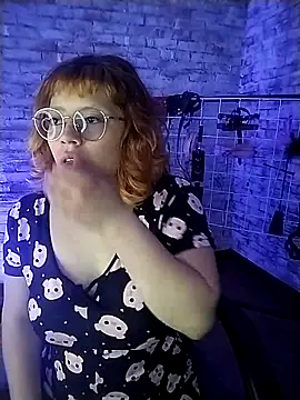 Cherry xoxx online show from 18, 9, 2025