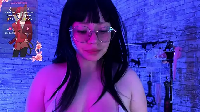 Cherry xoxx online show from 8, 10, 2025