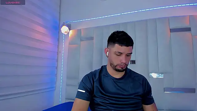 Jacoob19  online show from 12, 2, 2025