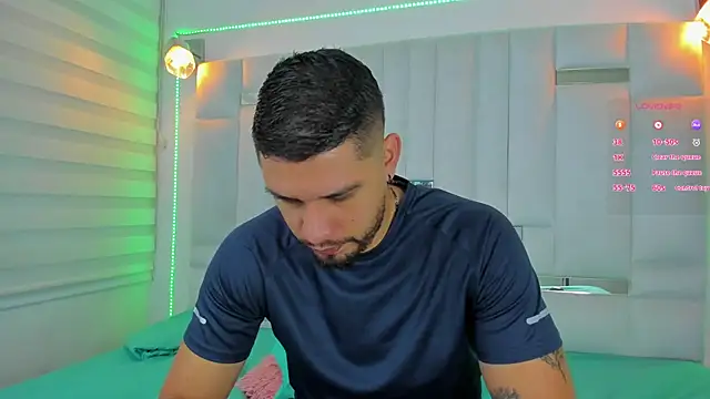 Jacoob19  online show from 24, 2, 2025