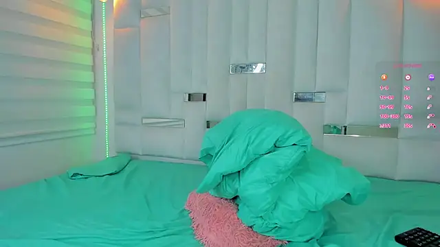 Jacoob19  online show from 24, 2, 2025