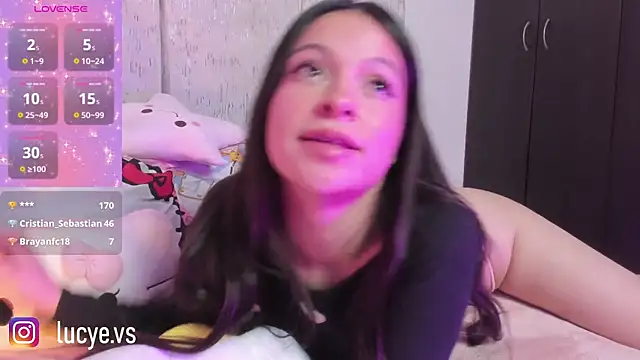 LucyEvans  online show from 27, 9, 2025