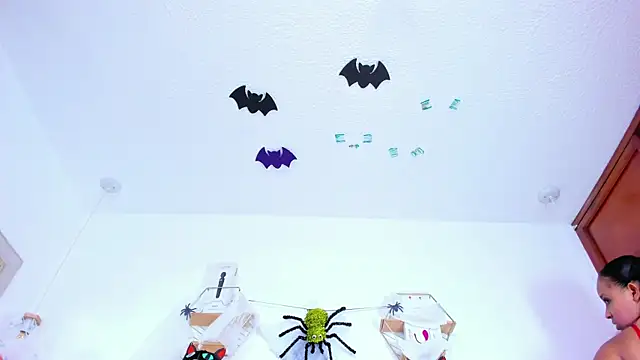 nahomygrey  online show from 14, 10, 2025