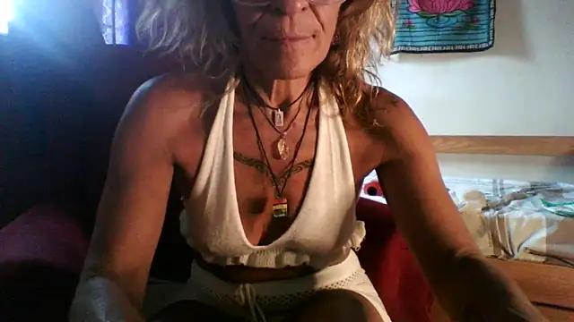 Snapshot of sabinytahot chatting on 17, 1, 2025 sabinytahot online show from 17, 1, 2025