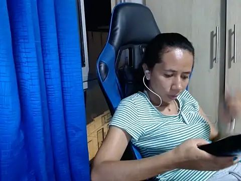 Snapshot of Erotic_latina chatting on 24, 9, 2025 Erotic latina online show from 24, 9, 2025