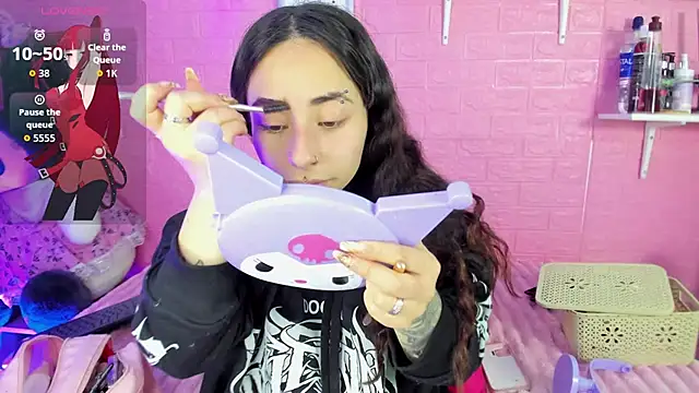 hanna  azumi online show from 22, 12, 2025