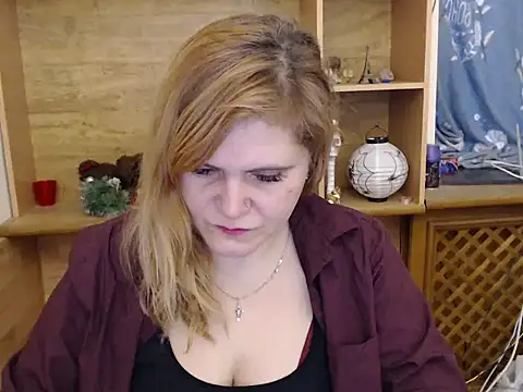 DaniellaKiss online show from 27, 2, 2026