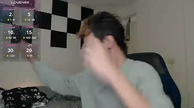 bryamado69 online show from 7, 3, 2025