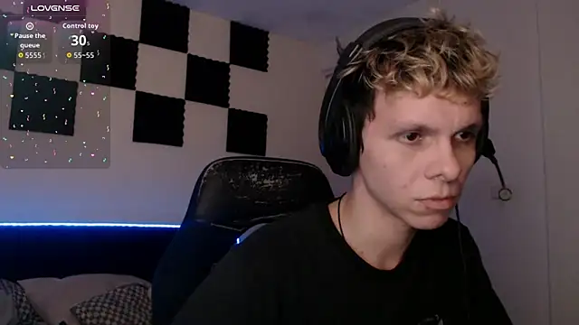 bryamado69 online show from 17, 10, 2025