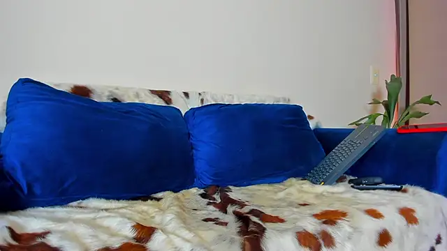 Ackerman Eren  online show from 3, 2, 2025