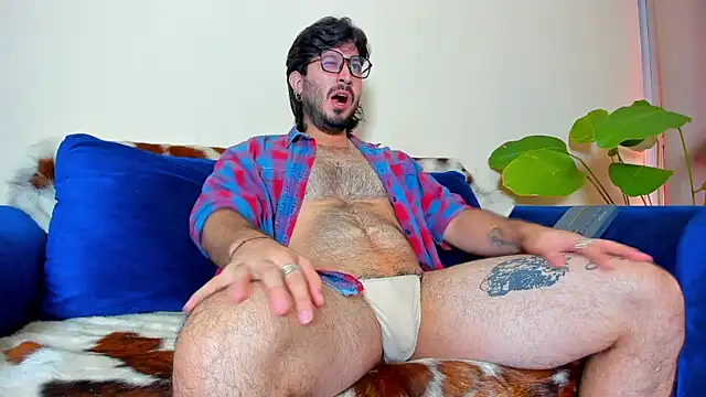 Ackerman Eren  online show from 15, 2, 2025