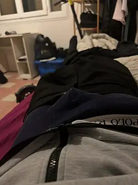 pignoufe online show from 22, 3, 2026