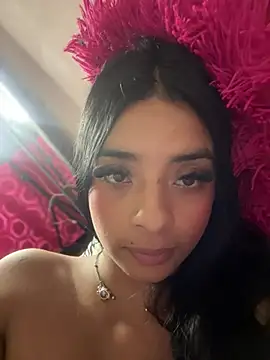 Snapshot of Laura_fernandezII chatting on 29, 1, 2025 Laura fernandezII online show from 29, 1, 2025