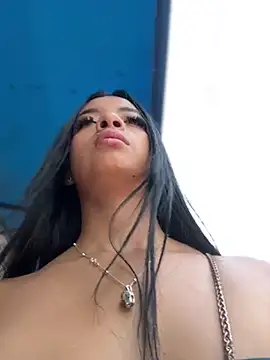 Snapshot of Laura_fernandezII chatting on 3, 2, 2025 Laura fernandezII online show from 3, 2, 2025