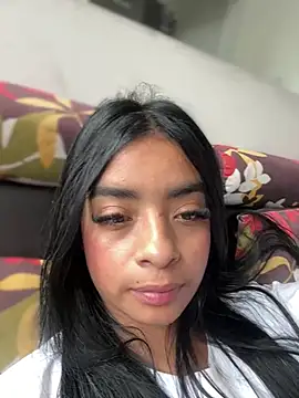 Snapshot of Laura_fernandezII chatting on 7, 2, 2025 Laura fernandezII online show from 7, 2, 2025