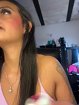 Snapshot of Laura_fernandezII chatting on 12, 2, 2025 Laura fernandezII online show from 12, 2, 2025