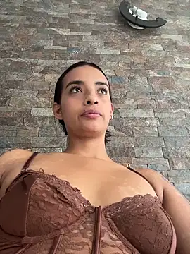 Laura fernandezII online show from 16, 2, 2026