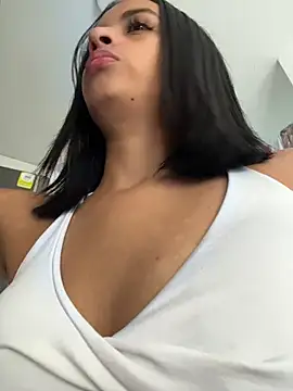 Laura fernandezII online show from 22, 2, 2026