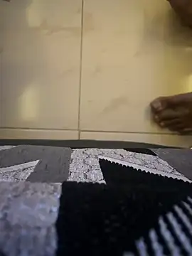 Snapshot of sohamsharma1019 chatting on 7, 1, 2025 sohamsharma1019 online show from 7, 1, 2025