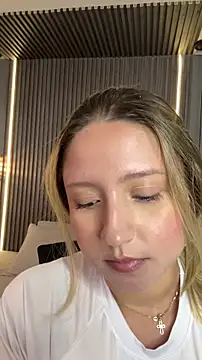 MiaPetit  online show from 5, 12, 2025