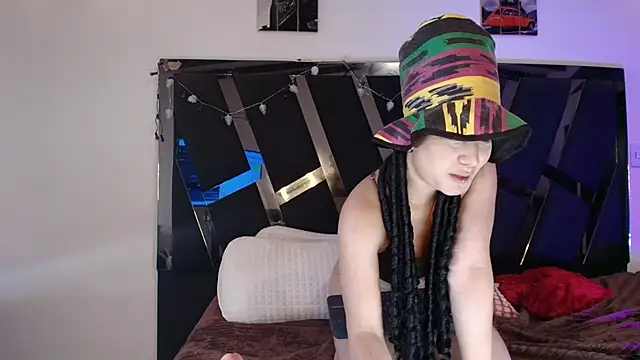 Charlotte11-11 online show from 8, 2, 2025