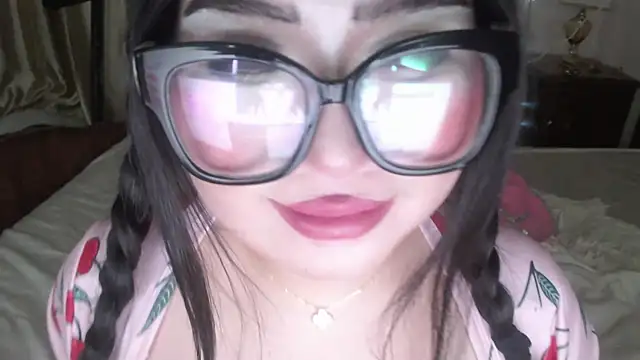 Snapshot of cutie_sakura chatting on 2, 3, 2025 cutie sakura online show from 2, 3, 2025