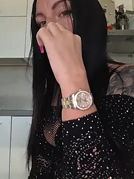 cicciolina online show from 17, 11, 2025