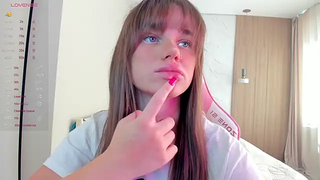 aesthetics  tease online show from 20, 10, 2025