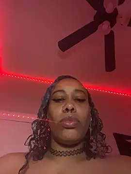 loveluna8 online show from 6, 11, 2025