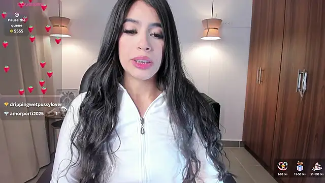 Snapshot of sarita_evanss chatting on 26, 9, 2025 sarita evanss online show from 26, 9, 2025