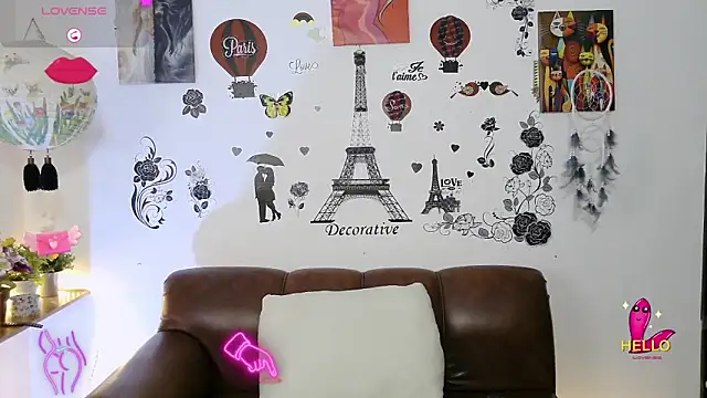 FernandaEloisa online show from 30, 1, 2025