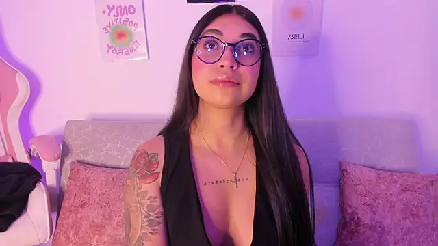 Snapshot of sensualhaven_ chatting on 7, 1, 2025 sensualhaven online show from 7, 1, 2025