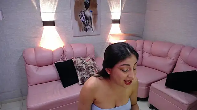 Alaya cute online show from 8, 11, 2025