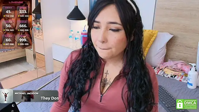 Megansttein  online show from 16, 9, 2025