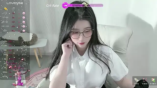 Snapshot of Yaooo-Asi chatting on 10, 12, 2024 Yaooo-Asi online show from 10, 12, 2024