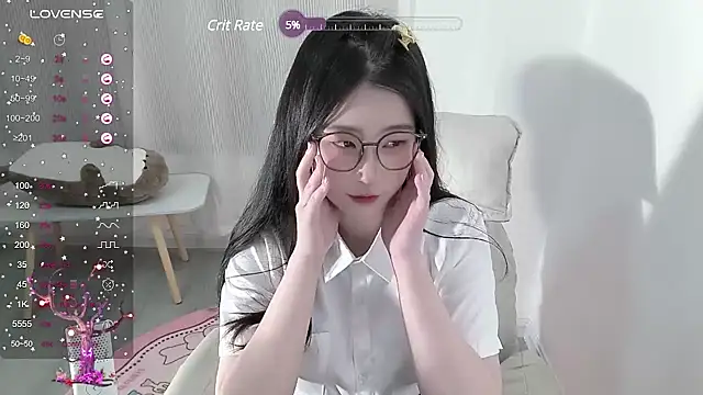 Snapshot of Yaooo-Asi chatting on 10, 12, 2024 Yaooo-Asi online show from 10, 12, 2024