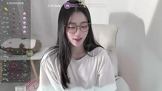 Snapshot of Yaooo-Asi chatting on 13, 12, 2024 Yaooo-Asi online show from 13, 12, 2024