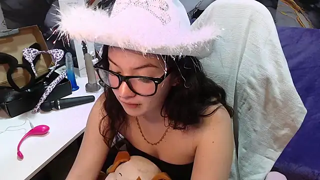 Snapshot of lilimini032 chatting on 20, 9, 2025 lilimini032 online show from 20, 9, 2025