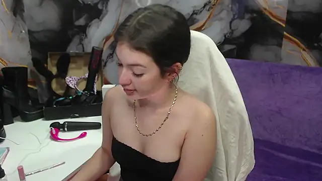 Snapshot of lilimini032 chatting on 7, 10, 2025 lilimini032 online show from 7, 10, 2025