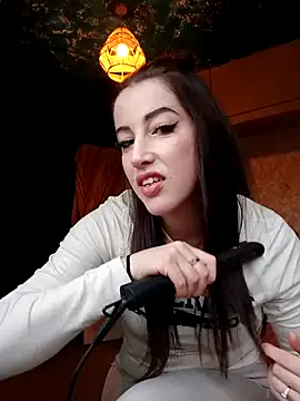 Snapshot of LuLuLover89 chatting on 27, 12, 2024 LuLuLover89 online show from 27, 12, 2024