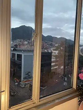 Snapshot of Megan_Lim chatting on 5, 1, 2025 Megan Lim online show from 5, 1, 2025