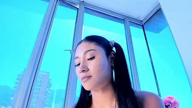 Snapshot of Megan_Lim chatting on 12, 1, 2025 Megan Lim online show from 12, 1, 2025